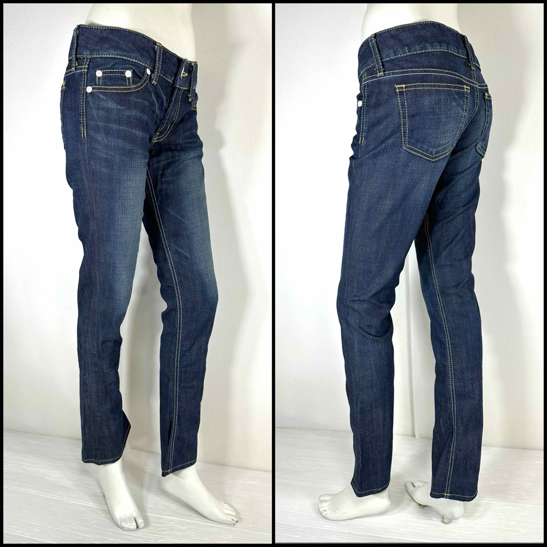 SLY(スライ)のSLY スライ ブーツカット 綿100% サイズ26 Mサイズ 76cm レディースのパンツ(デニム/ジーンズ)の商品写真