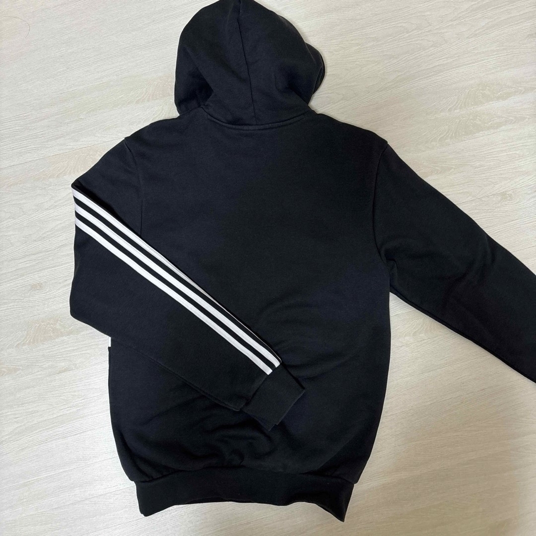 adidas(アディダス)のadidas キッズパーカー　まとめ売り キッズ/ベビー/マタニティのキッズ服男の子用(90cm~)(ジャケット/上着)の商品写真