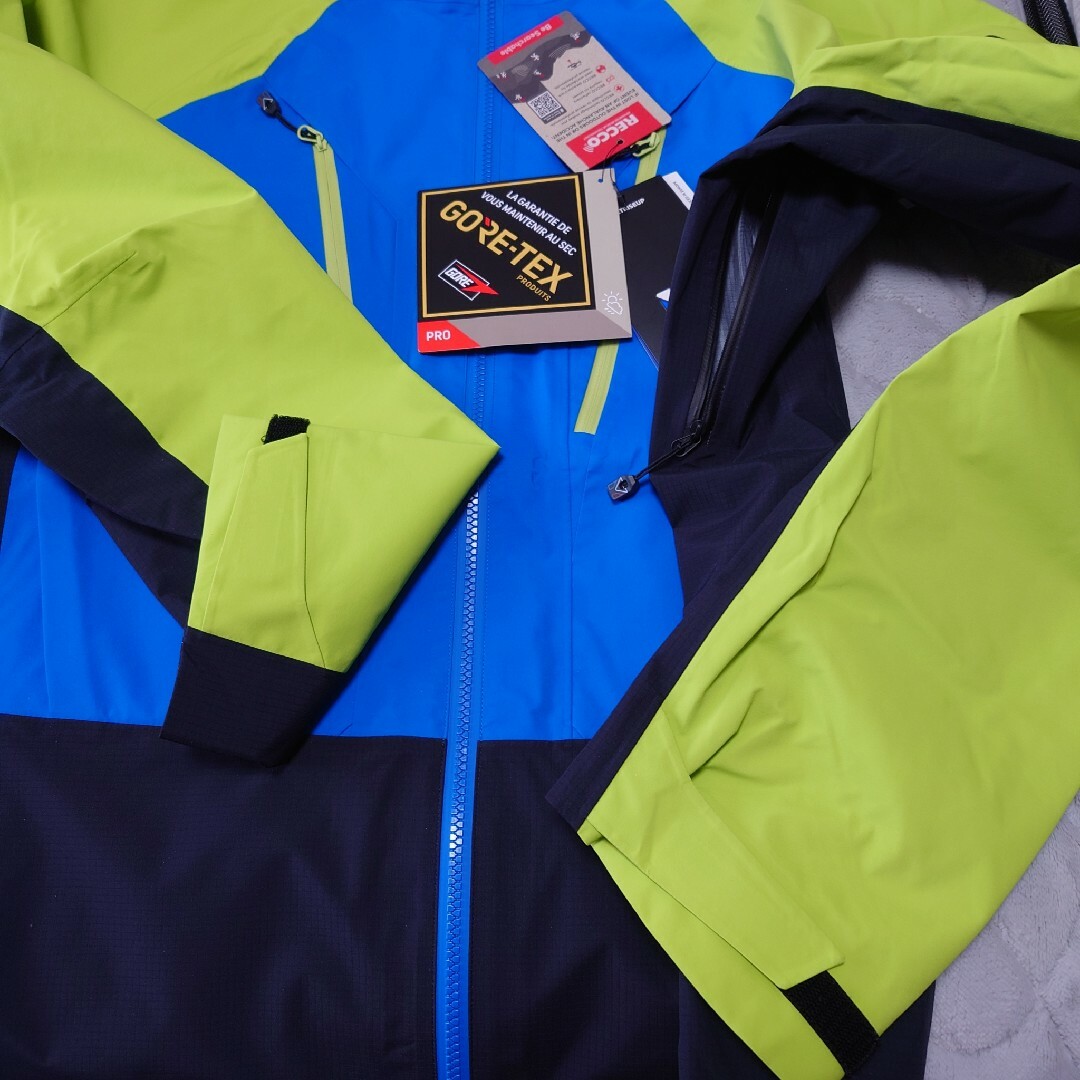 トリロジー 　 GORE-TEX　ハードシェル　ゴアテックスプロ　マムート メンズのジャケット/アウター(マウンテンパーカー)の商品写真