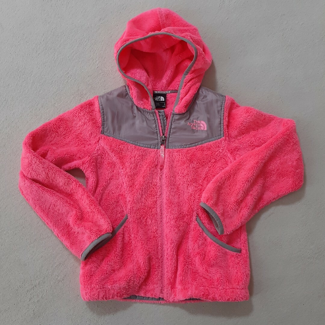 THE NORTH FACE(ザノースフェイス)のノースフェイス　キッズアウター　ピンク キッズ/ベビー/マタニティのキッズ服女の子用(90cm~)(ジャケット/上着)の商品写真