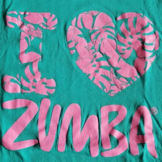 ズンバ(Zumba)のズンバウェア(トレーニング用品)