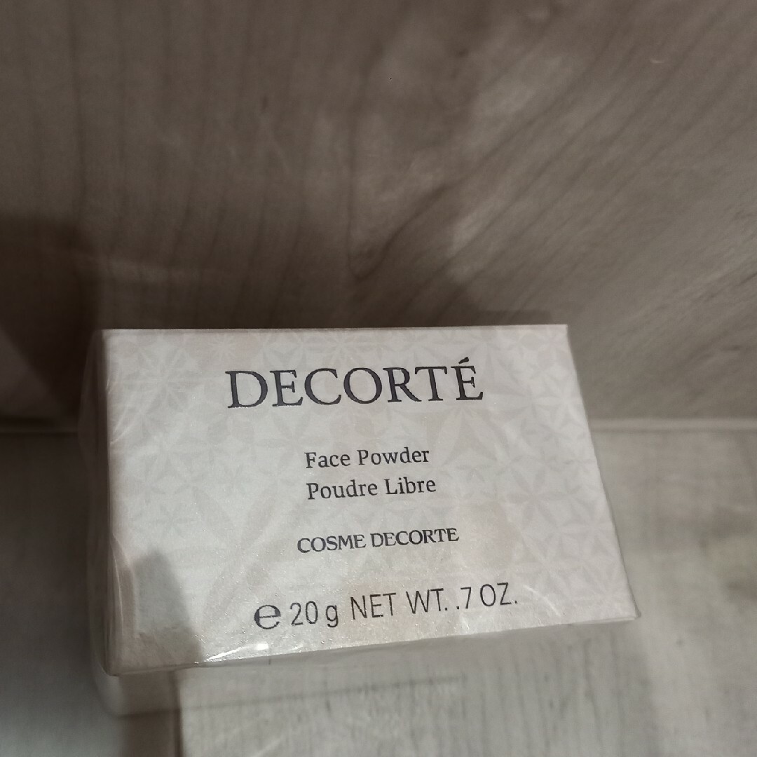 COSME DECORTE(コスメデコルテ)のコスメデコルテ COSME DECORTE フェイスパウダー #00 トランス… コスメ/美容のベースメイク/化粧品(フェイスパウダー)の商品写真