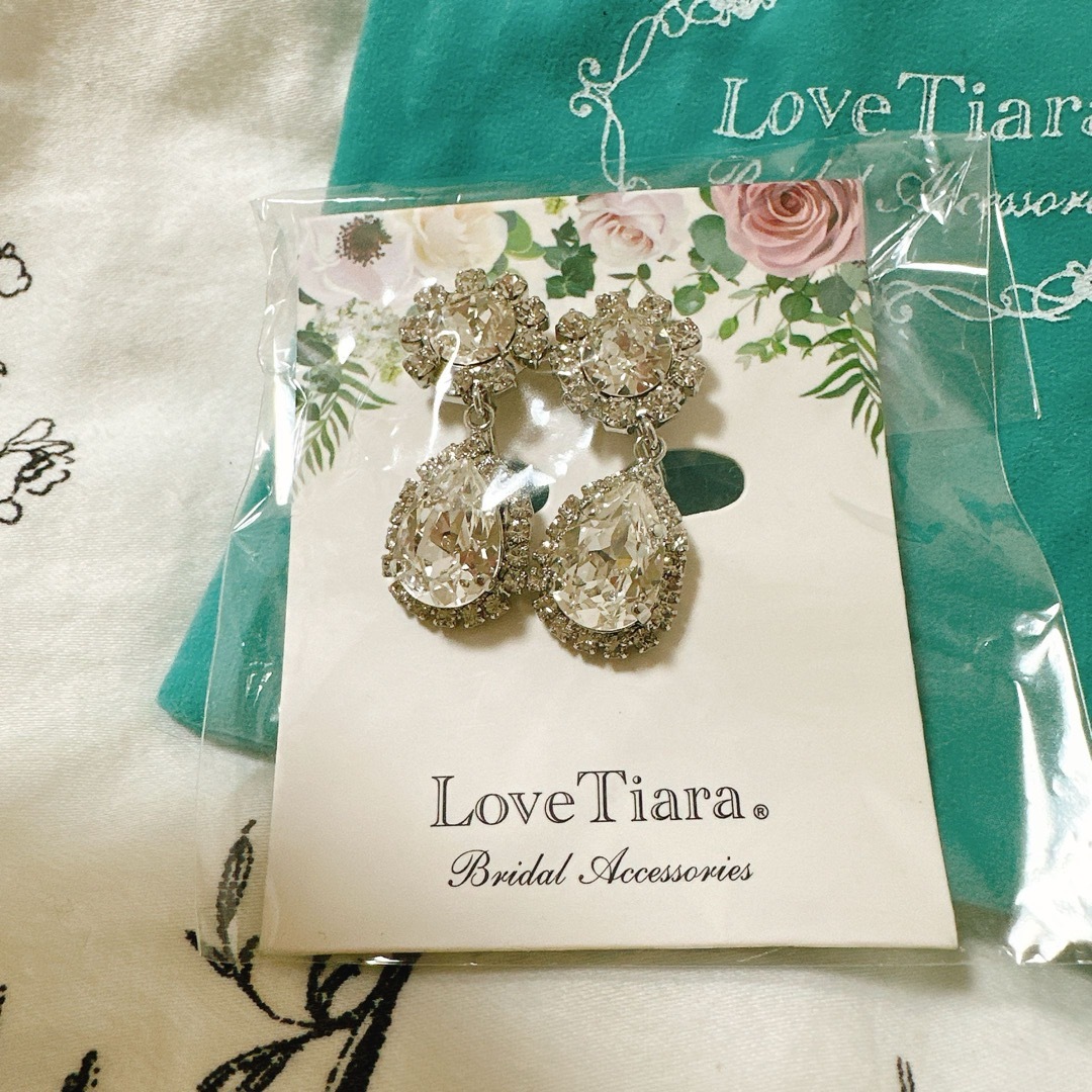 TAKAMI(タカミ)のLove Tiara イヤリング　ミランダクリスタルイヤリング レディースのフォーマル/ドレス(ウェディングドレス)の商品写真