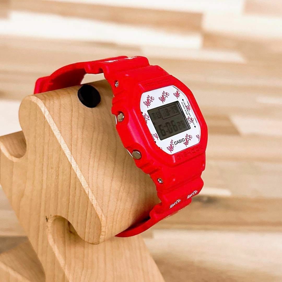 G-SHOCK(ジーショック)のレア【カシオ】ラバーズコレクション ジーショック 腕時計DW-5600LH 赤 メンズの時計(腕時計(デジタル))の商品写真