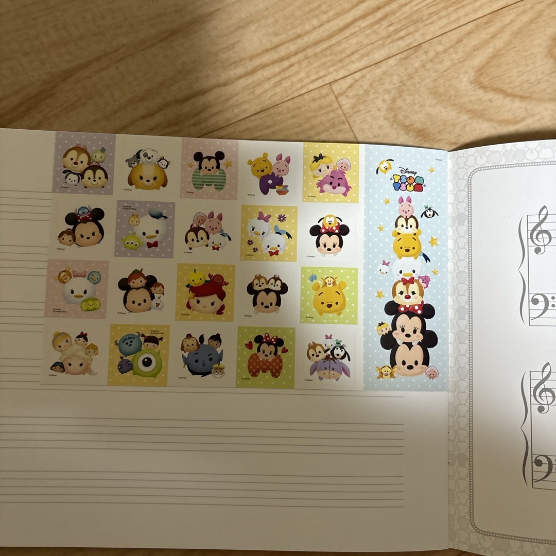 おんがくのーと　音楽ノート　6段　ディズニーツムツム柄 エンタメ/ホビーの本(楽譜)の商品写真