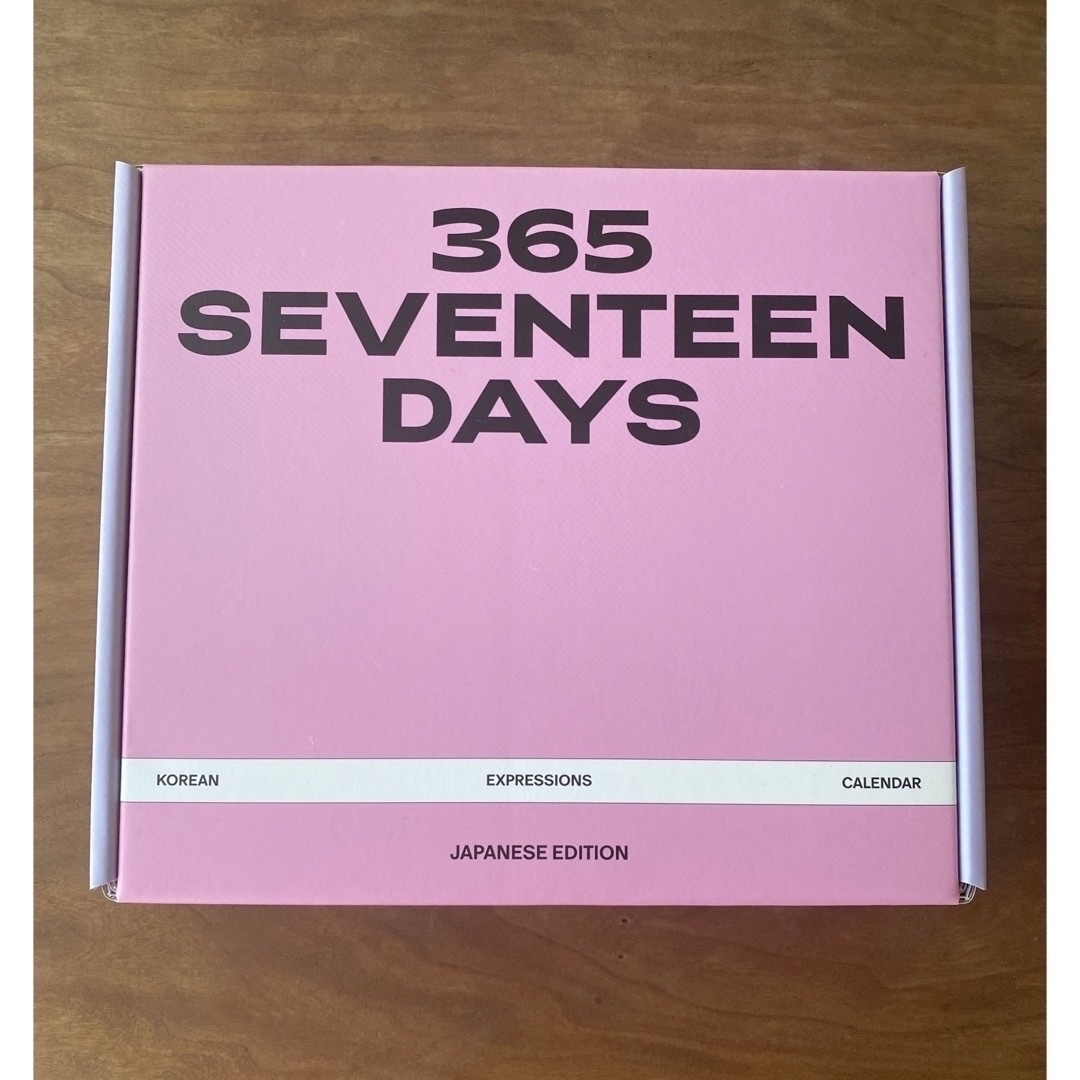 SEVENTEEN(セブンティーン)のSEVENTEEN 365 DAYS 未使用品 カレンダー インテリア/住まい/日用品の文房具(カレンダー/スケジュール)の商品写真