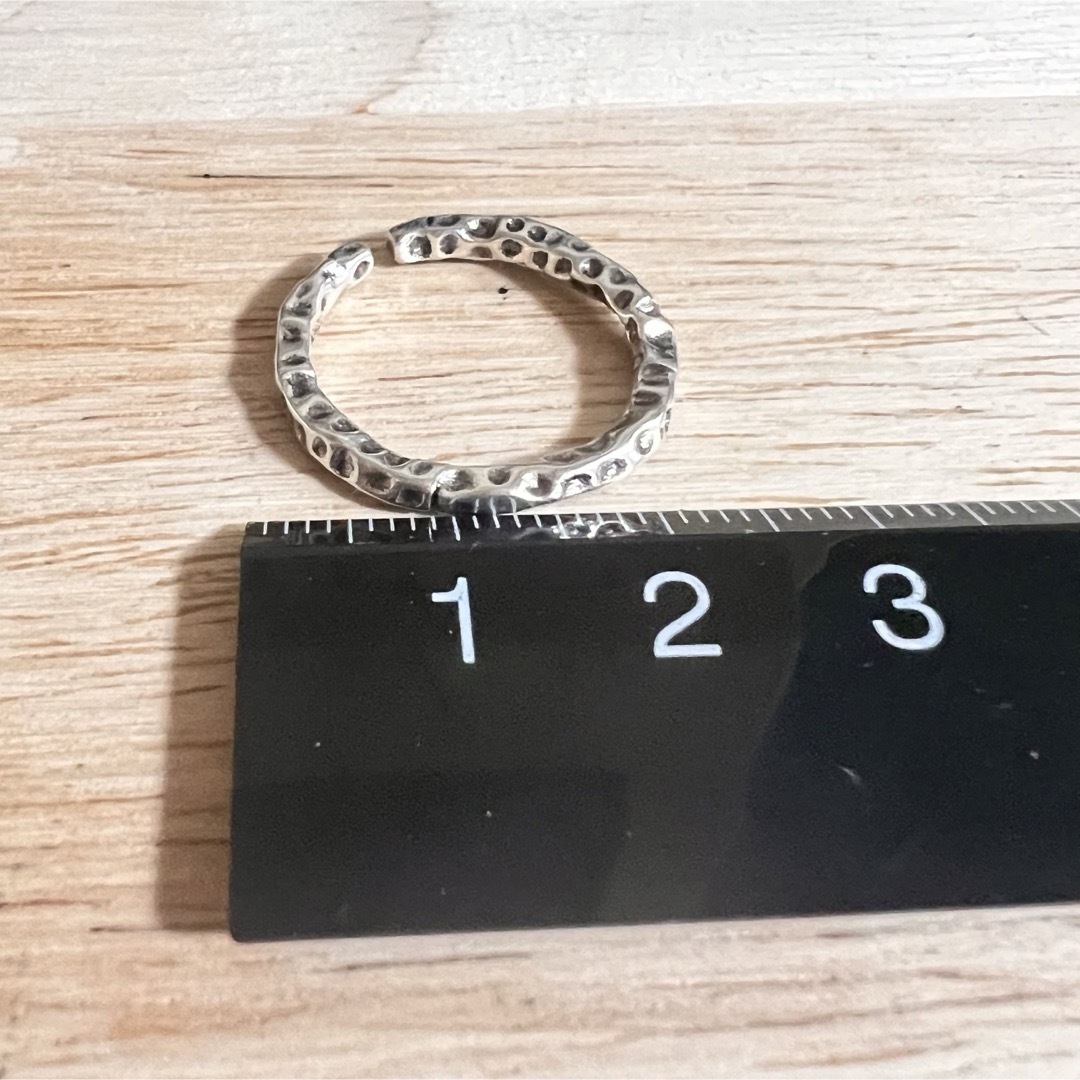 シルバーリング 925 銀 クレーター 凸凹 極細 ナローリング 韓国 指輪⑤ メンズのアクセサリー(リング(指輪))の商品写真