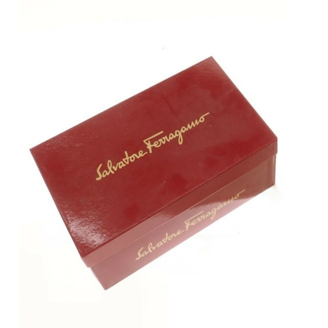 Salvatore Ferragamo(サルヴァトーレフェラガモ)の【中古】サルヴァトーレフェラガモ Salvatore Ferragamo スエード ビットローファー ブラック【サイズ6 1/2 EE】【メンズ】 メンズの靴/シューズ(ドレス/ビジネス)の商品写真