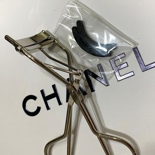 シャネル(CHANEL)のCHANELアイラッシュカーラー（替えゴム2個付き）(ビューラー・カーラー)