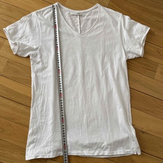 クロ(KURO)のKURO    Vネック　Tシャツ　綿100%(Tシャツ/カットソー(七分/長袖))