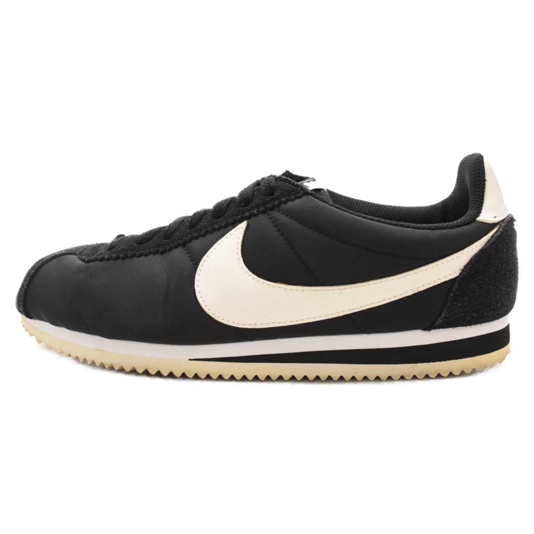 NIKE(ナイキ)のNIKE ナイキ CLASSIC CORTEZ NYLON クラシック コルテッツ ナイロン ローカットスニーカー ブラック US8/26cm 807472-011 メンズの靴/シューズ(スニーカー)の商品写真