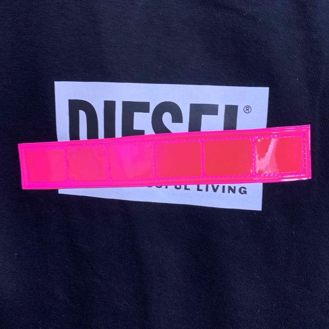 DIESEL(ディーゼル)のDIESEL ディーゼル　Tシャツ　新品未使用タグ付き メンズのトップス(Tシャツ/カットソー(半袖/袖なし))の商品写真
