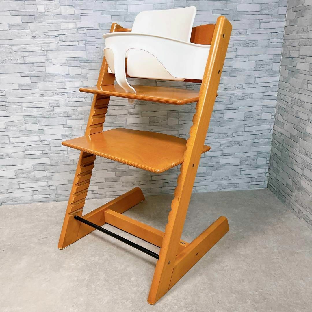 Stokke(ストッケ)のストッケ トリップトラップ チェリー ベビーチェア 木製 北欧 ハイチェア 絶版 キッズ/ベビー/マタニティの寝具/家具(その他)の商品写真