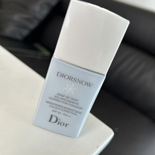 ディオール(Dior)のスノー　メイクアップ　ベース　UV35 ブルー(化粧下地)