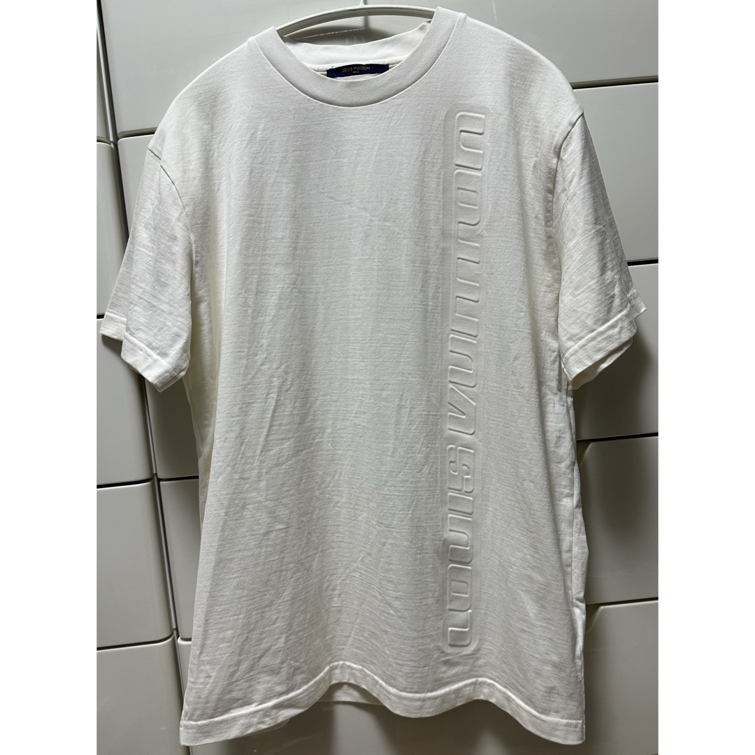 LOUIS VUITTON(ルイヴィトン)のLOUIS VUITTON エンボス LV Tシャツ モノグラム ルイヴィトン メンズのトップス(Tシャツ/カットソー(半袖/袖なし))の商品写真