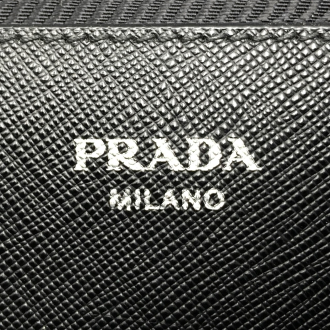 PRADA(プラダ)のプラダ リュックサック デイパック バックパック チェック柄 ブラック レッド ナイロン レザー PRADA【中古】 レディースのバッグ(リュック/バックパック)の商品写真