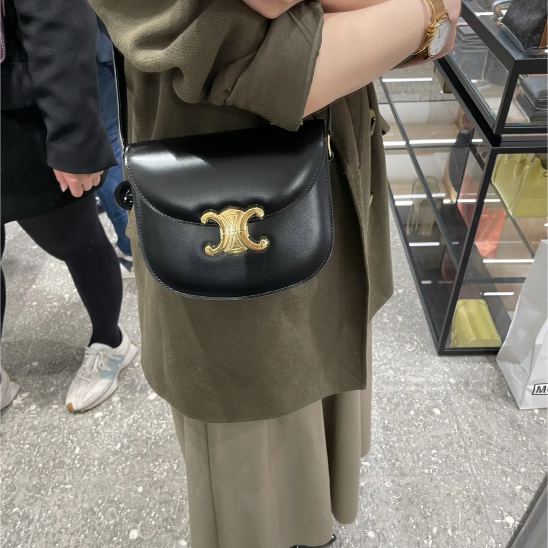 CELINE - セリーヌ トリオンフ ブザスクレア トリオンフ CELINE - セリーヌ トリオンフ ブザスクレア トリオンフ