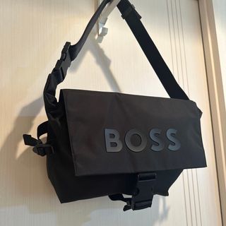 ヒューゴボス(HUGO BOSS)の【新品】ヒューゴボス　メッセンジャーバッグ　ブラック　海外限定モデル　大谷翔平(メッセンジャーバッグ)