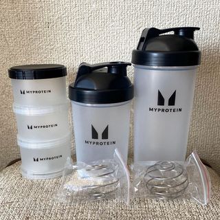 マイプロテイン(MYPROTEIN)のマイプロテイン 黒ストレージボックス＆黒シェイカー×2本(トレーニング用品)