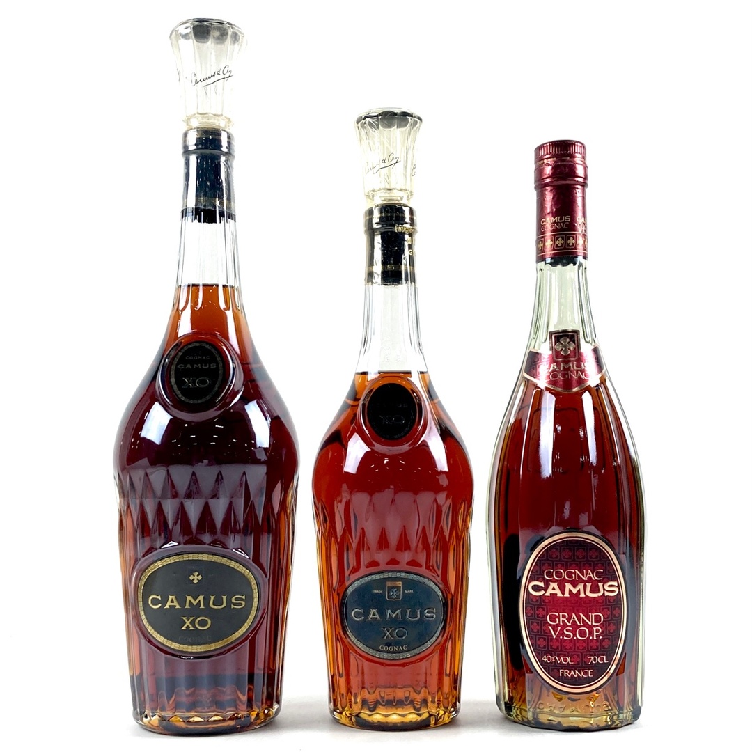 カミュ(カミュ)の3本 カミュ XO ロングネック グランドVSOP グリーンボトル コニャック 食品/飲料/酒の酒(ブランデー)の商品写真