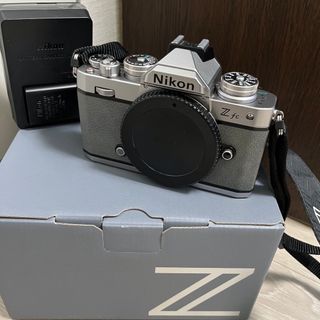 ニコン(Nikon)の中古　Nikon Z fc Z FC SILVER  グレー張替え(ミラーレス一眼)