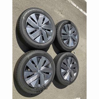 ニッサン(日産)の*送料無料*新車外し日産 E13 ノート 純正 スチール 185/60R16(タイヤ・ホイールセット)