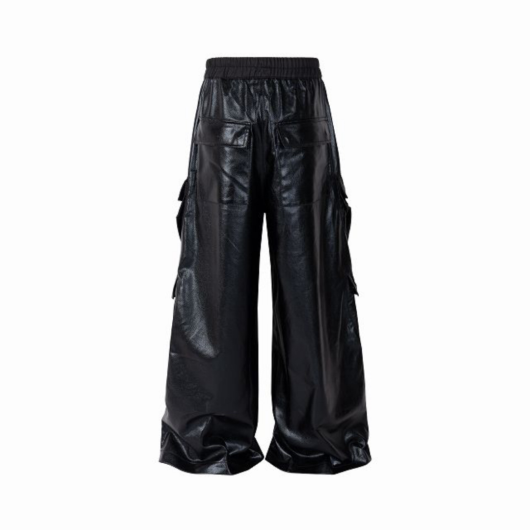 Rick Owens(リックオウエンス)の期間限定値下げ中　メンズ　コーティング　ワイドフレア　カーゴパンツ メンズのパンツ(ワークパンツ/カーゴパンツ)の商品写真