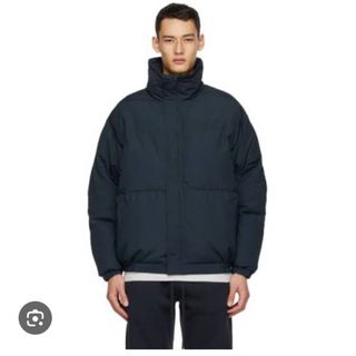 フィアオブゴッド(FEAR OF GOD)の新品未使用FOG エッセンシャルズ　パッファージャケット(ダウンジャケット)