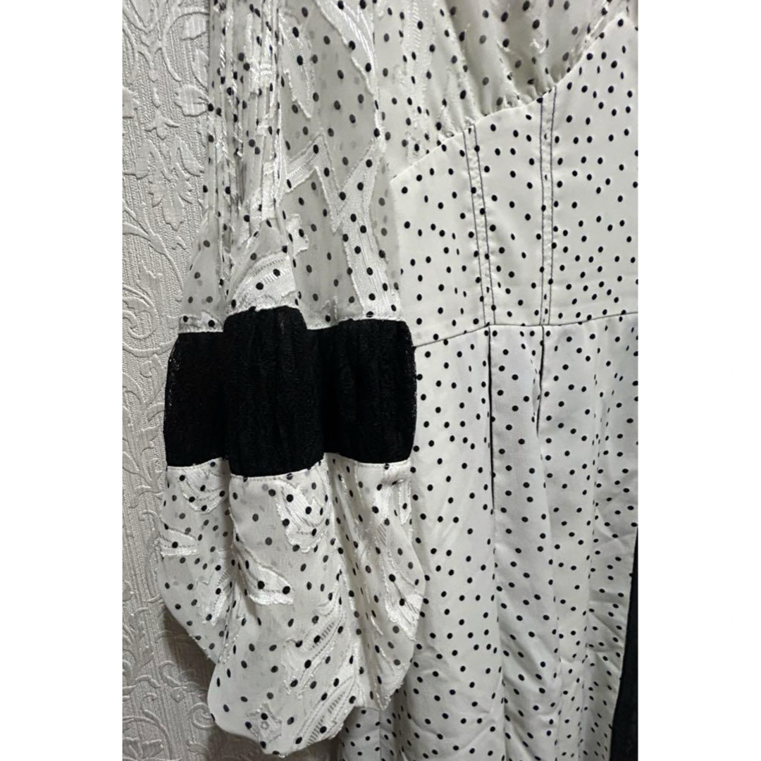 Her lip to(ハーリップトゥ)のLace-trimmed Pin Dot Dress レディースのワンピース(ロングワンピース/マキシワンピース)の商品写真