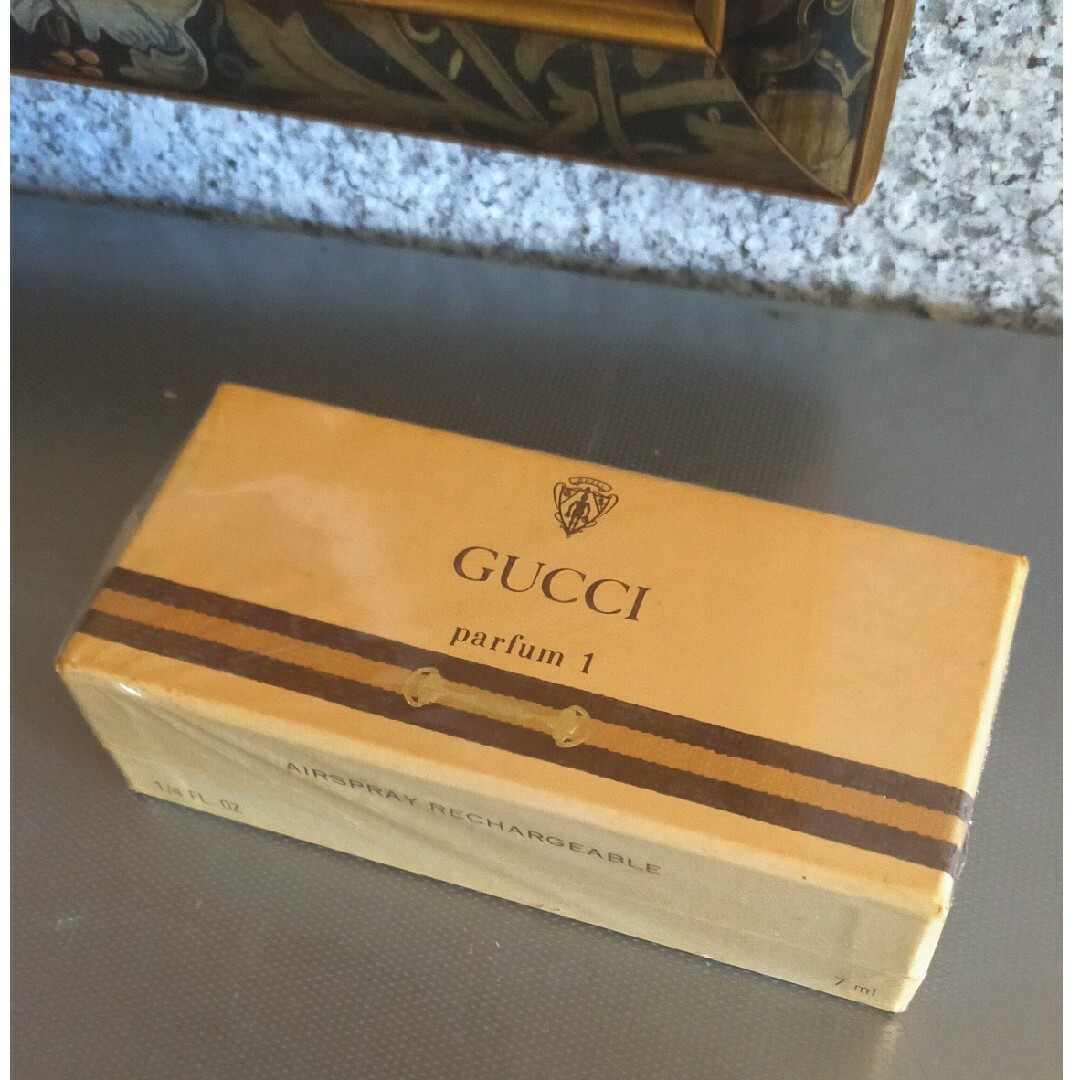 Gucci(グッチ)のグッチ『パルファム　1』ピュア・パルファム1/4oz未開箱品 コスメ/美容の香水(香水(女性用))の商品写真