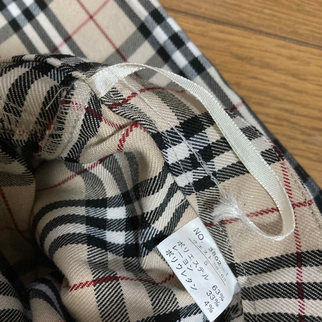 BURBERRY(バーバリー)のBURBERRY  ベージュチェック柄ボトムス Sサイズ レディースのパンツ(カジュアルパンツ)の商品写真