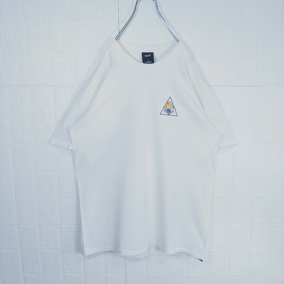 HUF(ハフ)の《HUF/ハフ》HOT DICE ダイス　サイコロ　Tシャツ　トライアングル メンズのトップス(Tシャツ/カットソー(半袖/袖なし))の商品写真