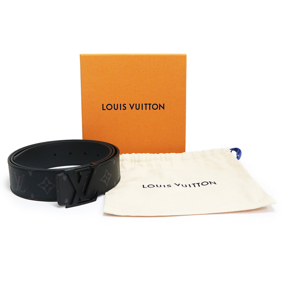 LOUIS VUITTON(ルイヴィトン)のルイ ヴィトン LV イニシャル 40MM ＃110 ベルト モノグラムエクリプス カーフスキン レザー グリ ブラック 黒 ブラック金具 M0449 箱付 LOUIS VUITTON（新品・未使用品） メンズのファッション小物(ベルト)の商品写真