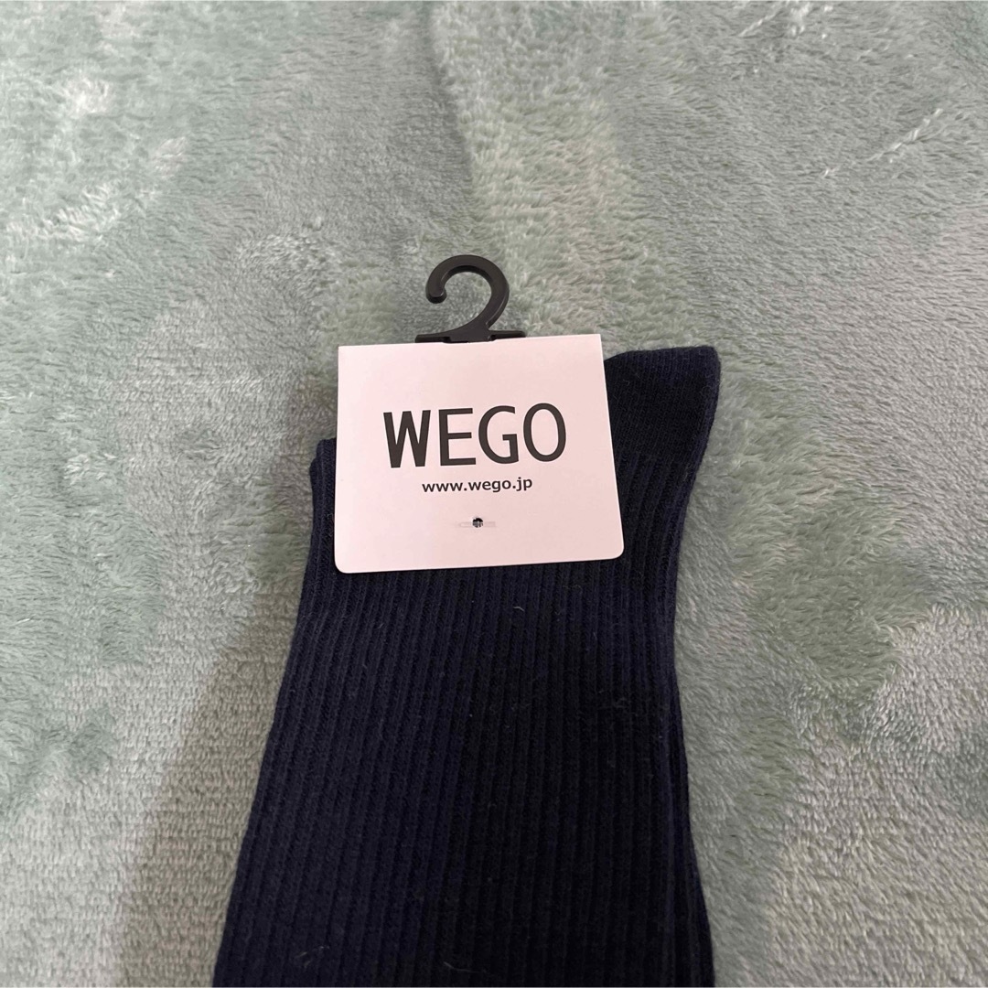 WEGO(ウィゴー)のWEGO 紺ハイソックス レディースのレッグウェア(ソックス)の商品写真