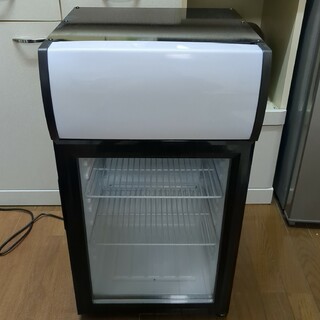 最終価格！ディスプレイクーラー  小型冷蔵庫  SC40B(冷蔵庫)