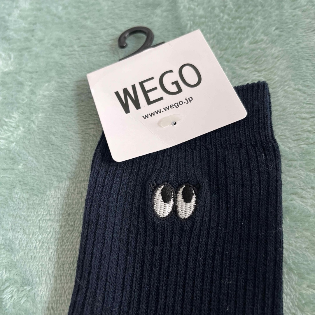 WEGO(ウィゴー)のWEGO  ハイソックス　紺 レディースのレッグウェア(ソックス)の商品写真