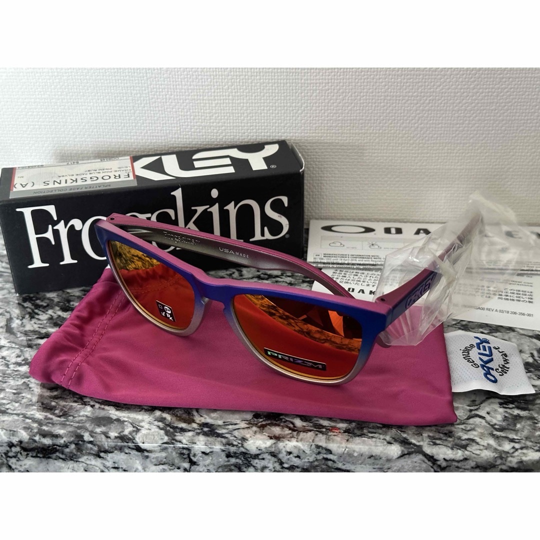 Oakley(オークリー)のFrogskins OO9245-8254ピンクブルーフェードシルバー メンズのファッション小物(サングラス/メガネ)の商品写真