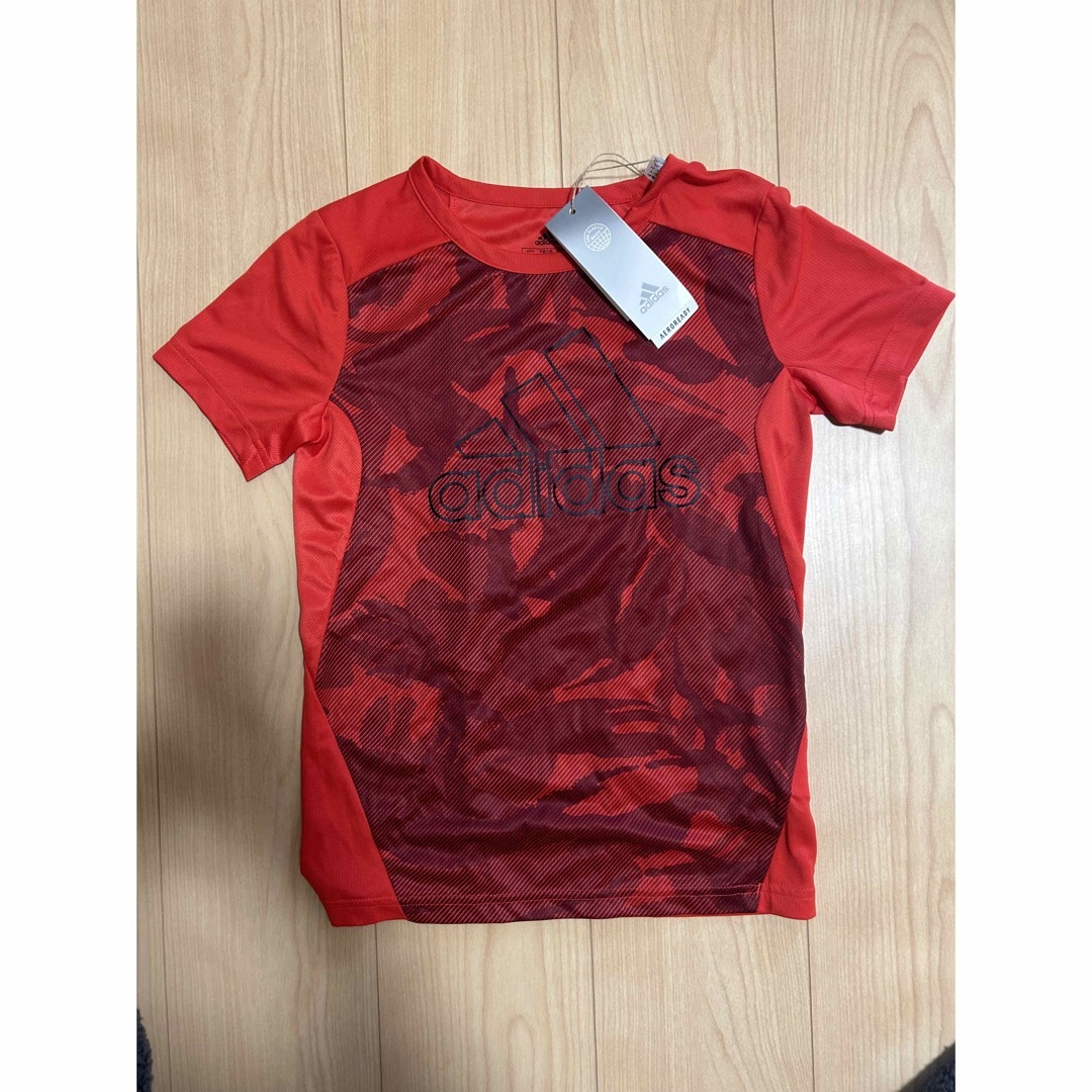 asics(アシックス)のトレーニングウェア キッズ/ベビー/マタニティのキッズ服男の子用(90cm~)(Tシャツ/カットソー)の商品写真