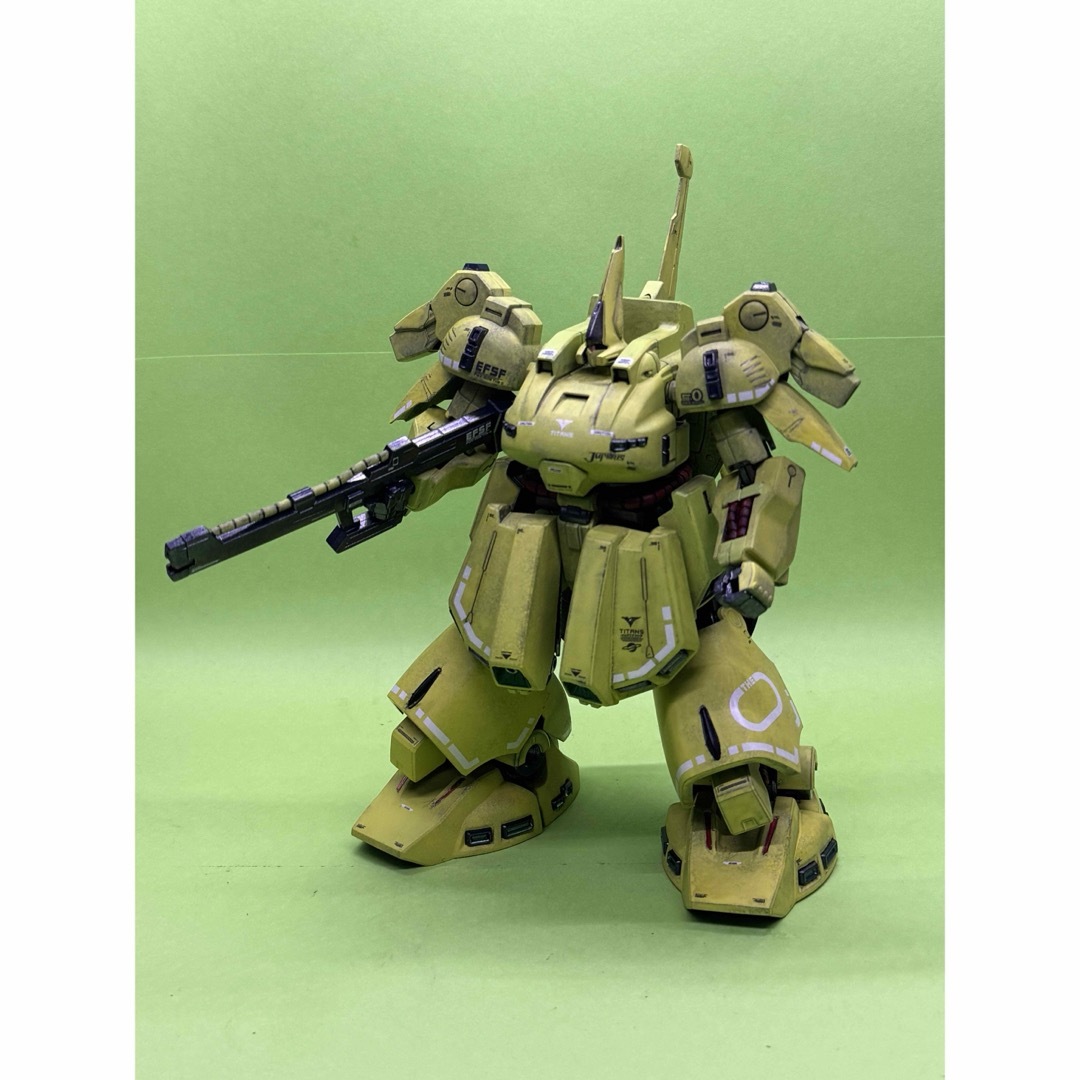 BANDAI(バンダイ)のHG 1/144 PMX-003 THE-O ジオ 塗装済 完成品！！ エンタメ/ホビーのおもちゃ/ぬいぐるみ(プラモデル)の商品写真