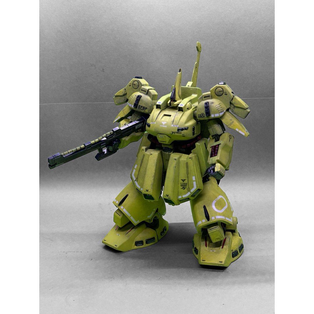 BANDAI(バンダイ)のHG 1/144 PMX-003 THE-O ジオ 塗装済 完成品！！ エンタメ/ホビーのおもちゃ/ぬいぐるみ(プラモデル)の商品写真