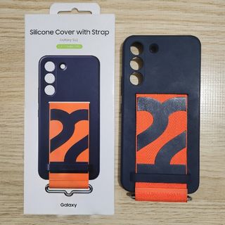 サムスン(SAMSUNG)のSamsung Galaxy S22 シリコンカバー ストラップ付き ネイビー(モバイルケース/カバー)