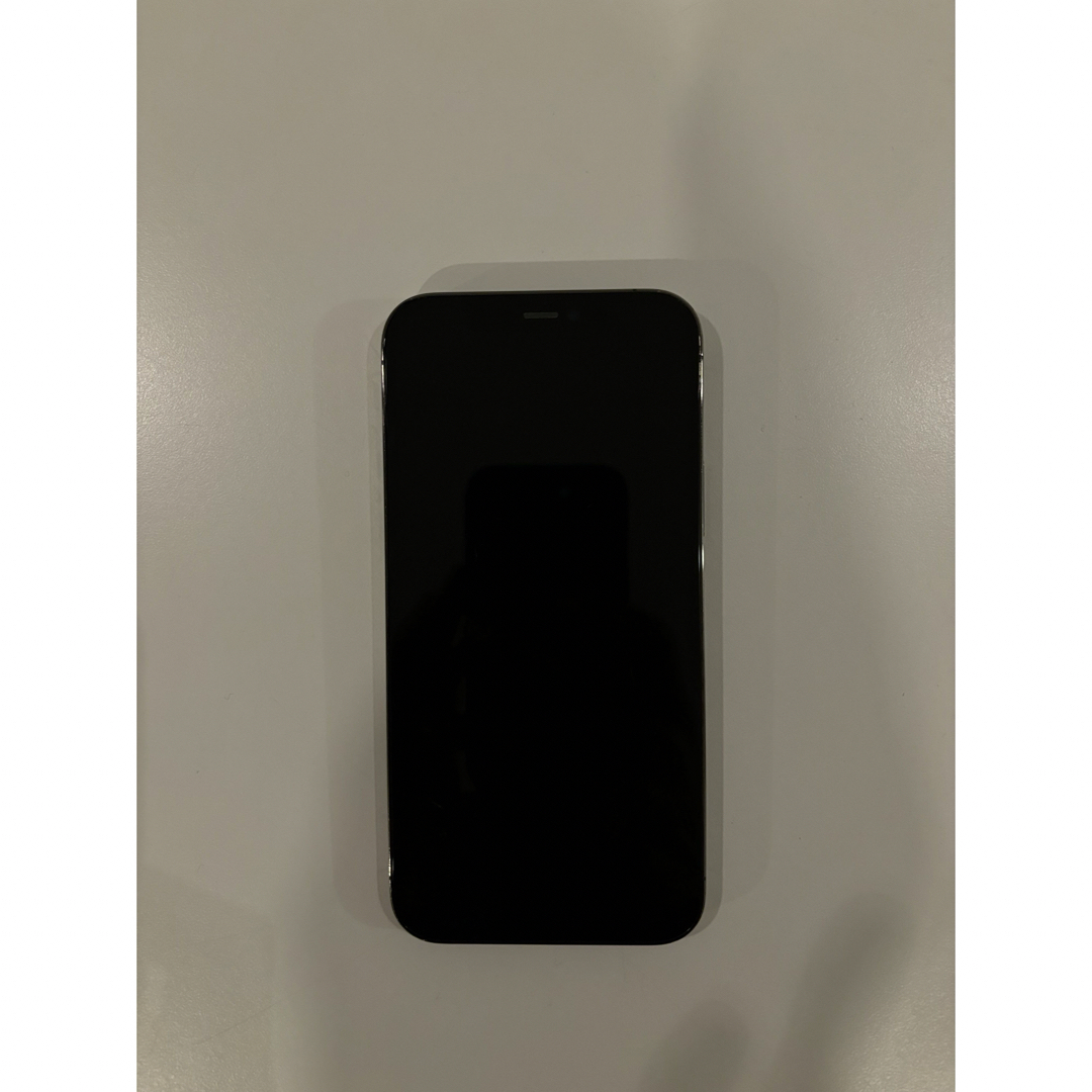 iPhone(アイフォーン)のiPhone 12 pro 256gb グラファイトグレー　Simフリー スマホ/家電/カメラのスマートフォン/携帯電話(スマートフォン本体)の商品写真