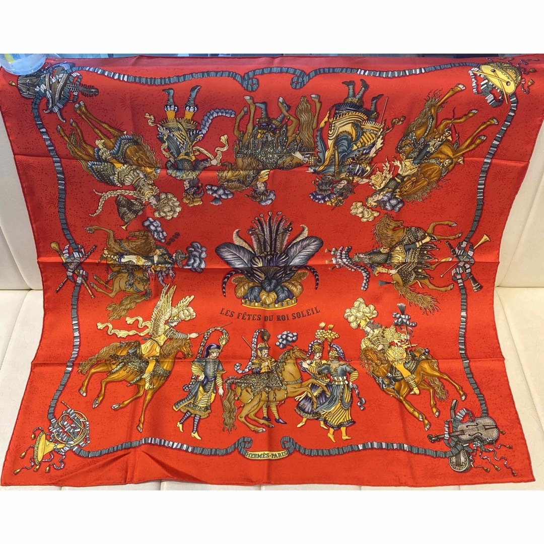 HERMES - 未使用品! ☆エルメス☆ カレ スカーフ 太陽王の祝典 HERMES - 未使用品! ☆エルメス☆ カレ スカーフ 太陽王の祝典