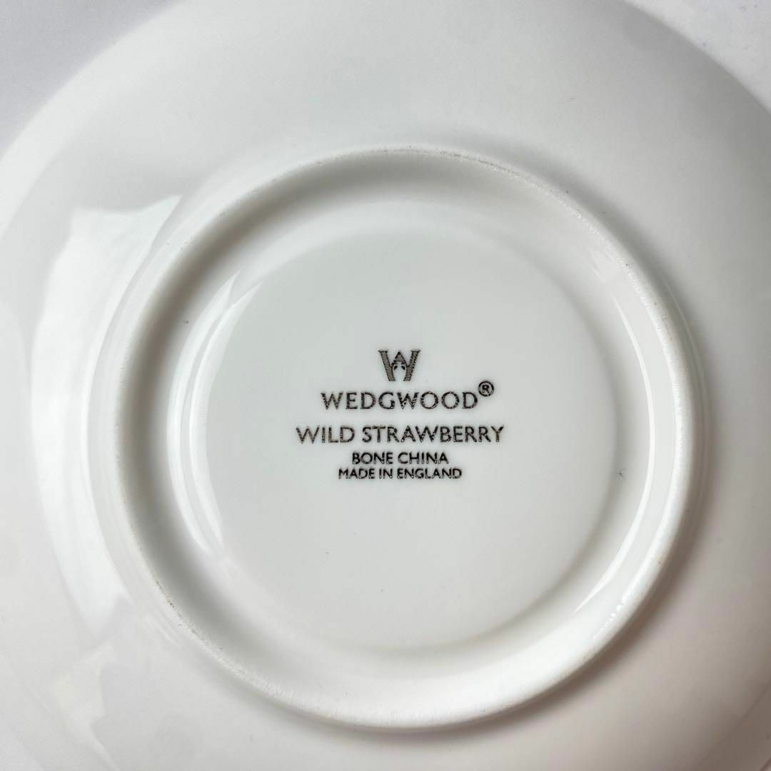 WEDGWOOD(ウェッジウッド)のWEDGWOOD ワイルドストロベリー ティーカップ&ソーサー リー ペア インテリア/住まい/日用品のキッチン/食器(その他)の商品写真