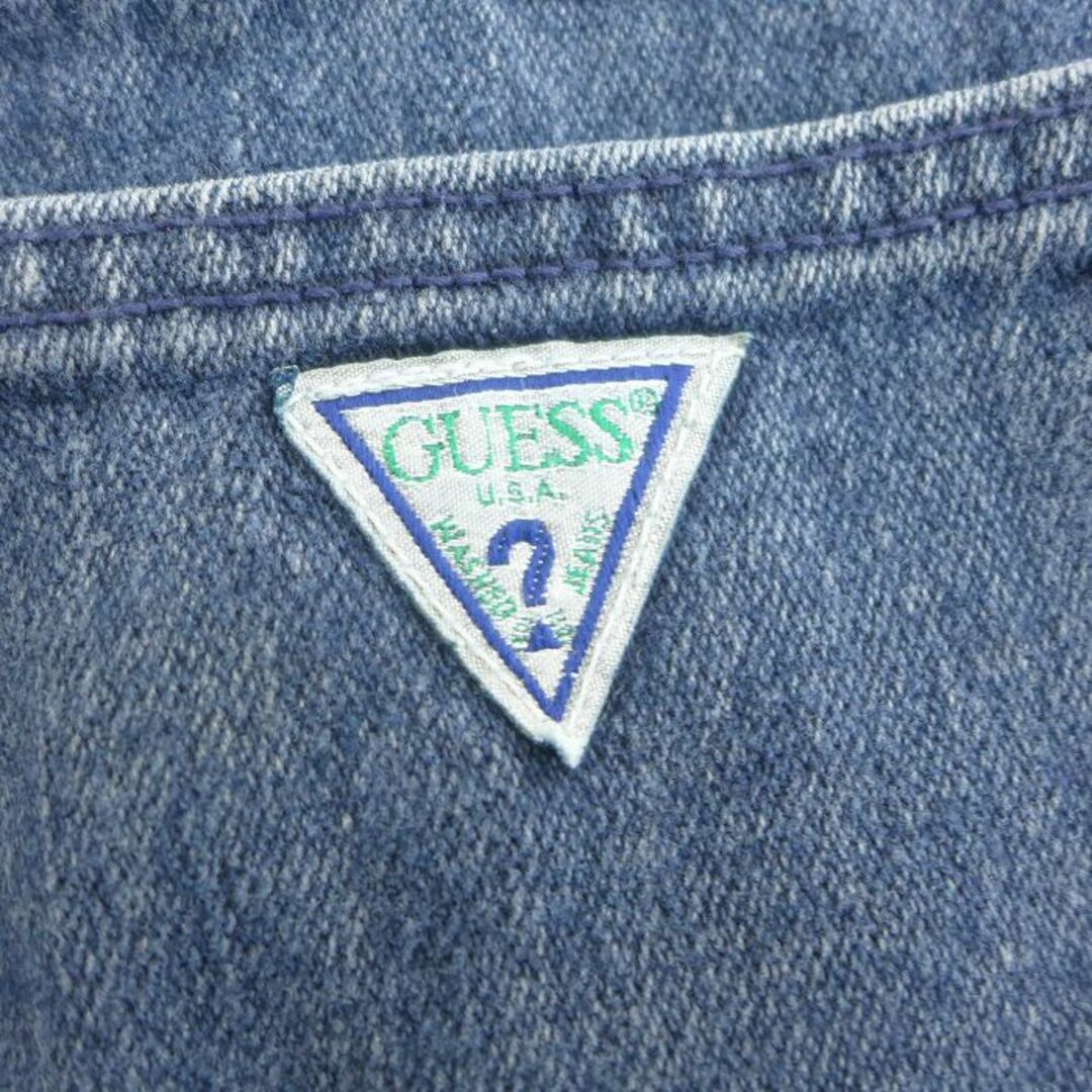 GUESS(ゲス)のW29★古着 ゲス GUESS ブランド ショート パンツ ショーツ メンズ 90年代 90s ワンポイントロゴ コットン USA製 紺 ネイビー デニム 22jun23 中古 ボトムス 短パン ショーパン ハーフ メンズのパンツ(ワークパンツ/カーゴパンツ)の商品写真