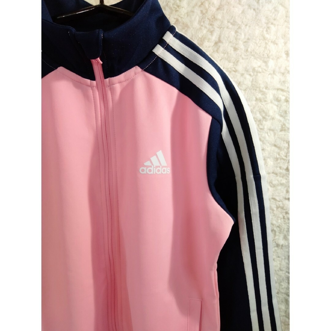 adidas(アディダス)のadidas アディダス ジャージ ピンク ネイビー 140 キッズ/ベビー/マタニティのキッズ服女の子用(90cm~)(その他)の商品写真