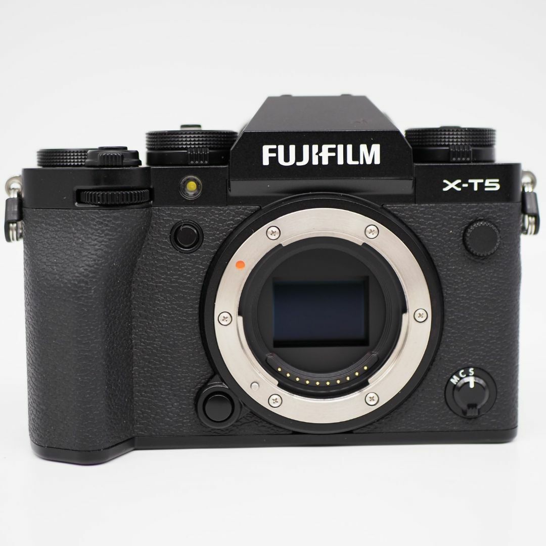 富士フイルム(フジフイルム)の■7143ショット■ FUJIFILM X-T5 ボディ スマホ/家電/カメラのカメラ(ミラーレス一眼)の商品写真