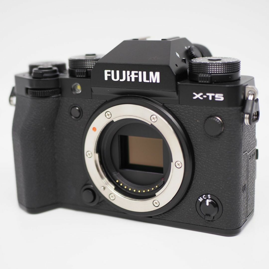 富士フイルム(フジフイルム)の■7143ショット■ FUJIFILM X-T5 ボディ スマホ/家電/カメラのカメラ(ミラーレス一眼)の商品写真