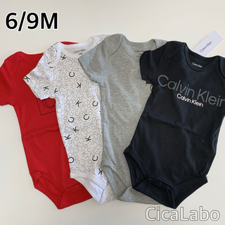 Calvin Klein - 【新品】カルバンクライン 半袖 ロンパース 4枚セット RWGB 6/9M