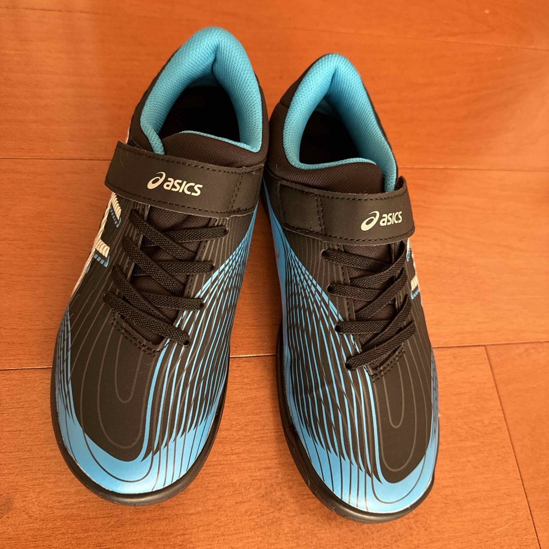 asics(アシックス)のアシックス　キッズ25センチ キッズ/ベビー/マタニティのキッズ靴/シューズ(15cm~)(スニーカー)の商品写真